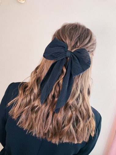 Hairstyles with hair accessories – Perfect Day